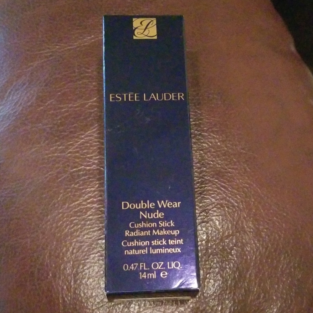 Estee Lauder Double Wear 5N1 Cushion  Stick